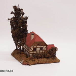 Altes Modell Fachwerkhaus Wassermühle | Masse / Holz H0 Fertigmodell