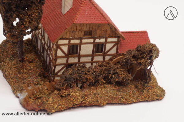 Modell Haus Fachwerkhaus Wassermühle | Masse / Holz H0 Fertigmodell