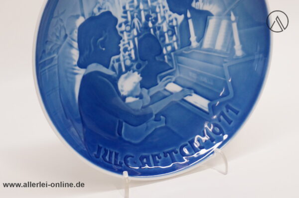 Royal Copenhagen Porzellan Weihnachtsteller | Weihnachten Wandteller | jul i hiemmet 1971