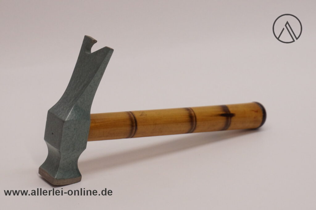 Korkenzieher in Hammerform | Hammer Flaschenöffner aus Bambus und Eisen | Vintage Corkscrew