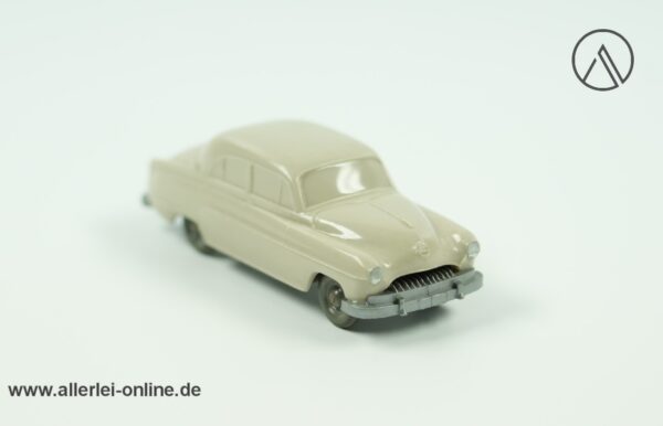 Wiking unverglast | Opel Kapitän Haifischmaul | Beige / Hellbeige | H0 - 1:87