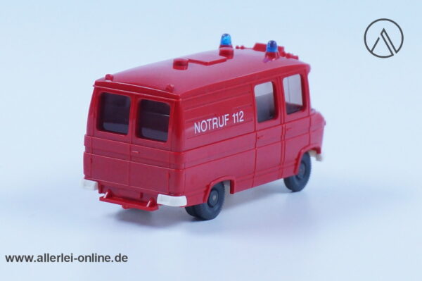 Wiking Modellautos | Mercedes-​​​​Benz L 406 Feuerwehr | Hochdach RTW - Notruf 112 | H0 - 1:87