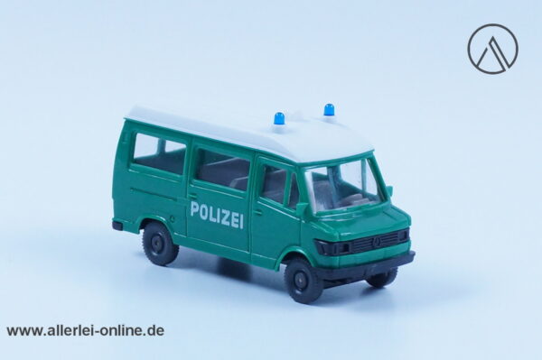 Wiking | Mercedes-​​​​Benz 207D Bus | POLIZEI Mannschaftswagen | H0 - 1:87