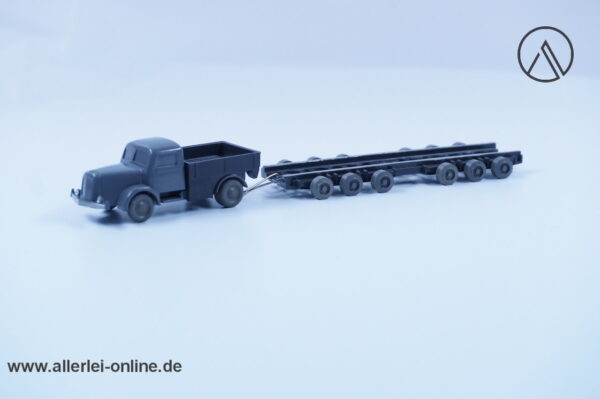 Wiking unverglast | Culemeyer - Henschel Zugmaschine mit Straßenroller | Grau | H0 - 1:87