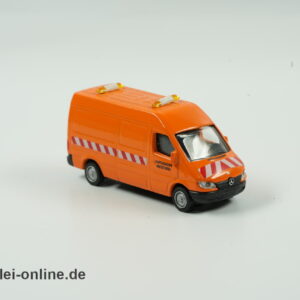 Schuco Modell | Mercedes-​​​​​Benz Sprinter Kasten Hochdach Autobahnmeisterei | 1/72 Metall-Edition