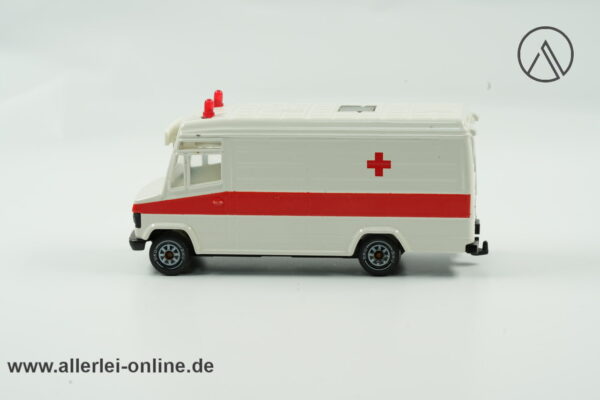 Vintage SIKU 2980 Super-Serie | Mercedes-Benz 809 D | Binz-Rettungswagen mit Blinklicht und Sound