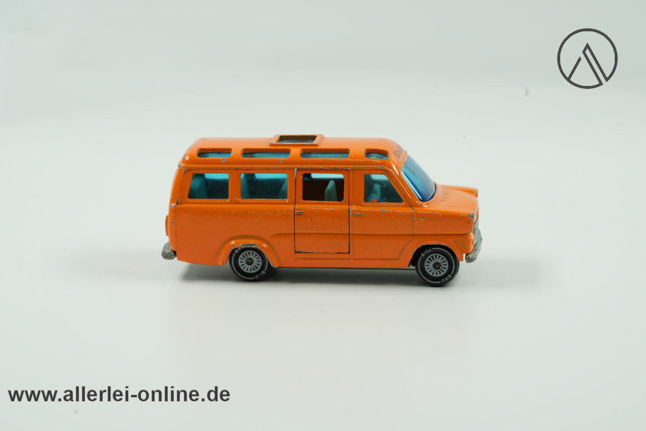 SIKU V-Serie V334 / V264 | Ford Transit Schulbus | Orange SIKU V-Serie V334 / V264 | Ford Transit Schulbus | Orange
