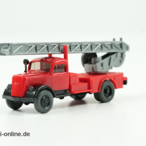 Wiking Modellautos | Opel Blitz Feuerwehr | Drehleiter - Leiterwagen H0 - 1:87