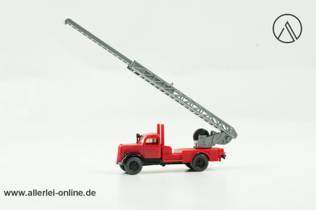 Vintage Wiking Modellautos | Opel Blitz Feuerwehr | Drehleiterwagen - Leiterwagen H0 - 1:87