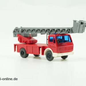 Wiking Modellauto | Mercedes-Benz NG 1419 Feuerwehr | Drehleiter DLK 23-12 Leiterwagen | H0 - 1:87