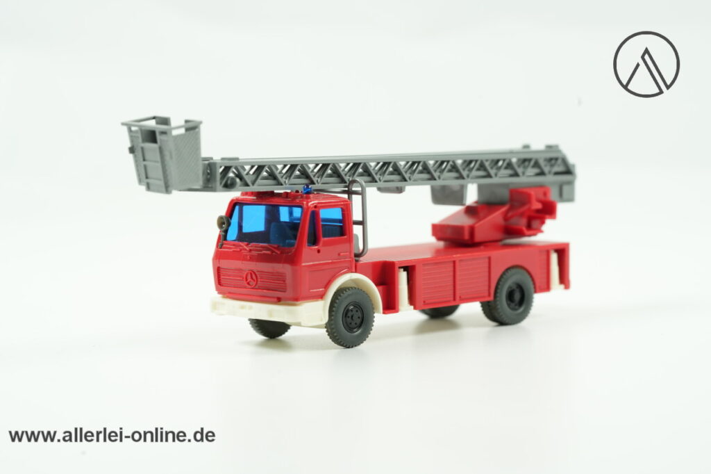Wiking | Mercedes-Benz NG 1419 Feuerwehr | Drehleiter DLK 23-12 Leiterwagen | H0 - 1:87