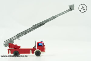 Wiking Modellauto | Mercedes 1419 Feuerwehr | Drehleiterwagen DLK 23-12 Leiterwagen | H0 - 1:87