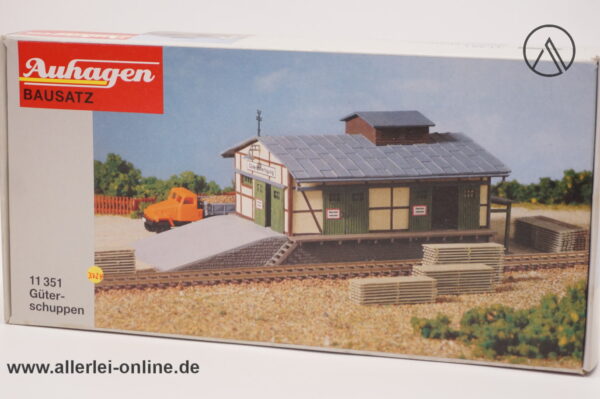 AUHAGEN Modellbausatz | Güterschuppen | Spur H0 | No. 11 351 | ungebaut mit OVP