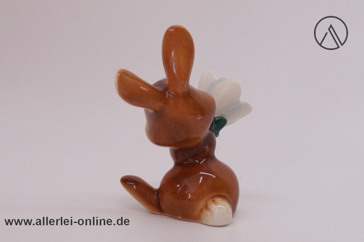 Goebel Hase mit Blume | Osterhase - Kaninchen | 348/ 9 Goebel Hase mit Blume | Osterhase - Kaninchen | 348/ 9