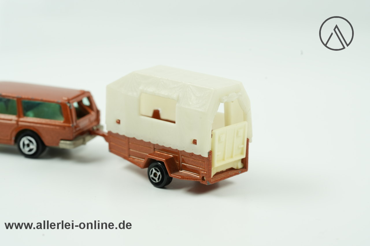 Vintage Majorette No. 220 | VOLVO 245 DL mit Pferde-Anhänger Vintage Majorette No. 220 | VOLVO 245 DL mit Pferde-Anhänger