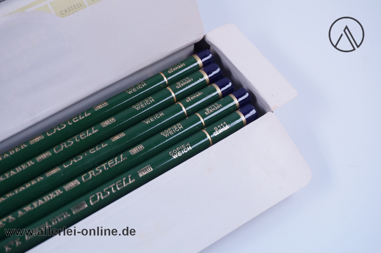 11 Stück Faber-Castell 9111 Copier Weich ,blau-violett | 11 Stück Kopierstifte unbenutzt mit Blechdose 11 Stück Faber-Castell 9111 Copier Weich ,blau-violett | 11 Stück Kopierstifte unbenutzt mit Blechdose