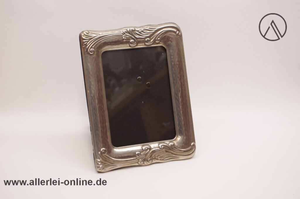 Bilderrahmen | Fotorahmen mit Verzierung im Jugendstil,versilbert | 18 x 23 cm
