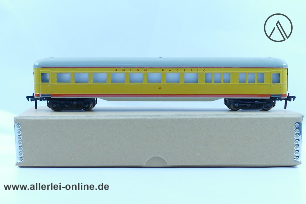 Fleischmann H0 | Fleischmann 1421 Schnellzug-Speisewagen der UNION PACIFIC Rail Road (UP-RR)