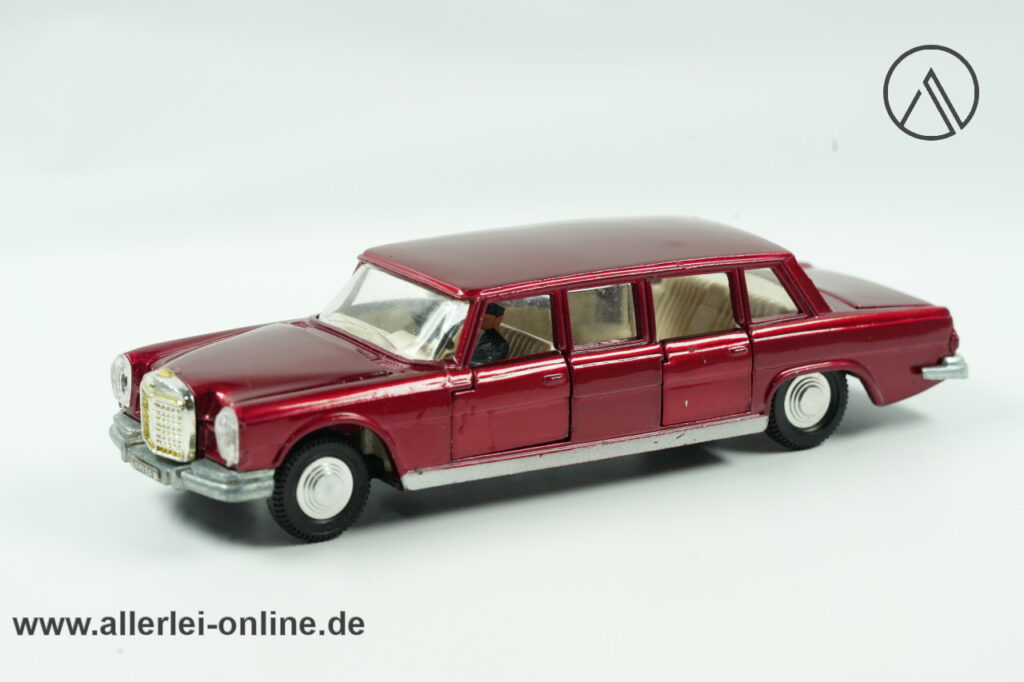 Dinky Toys 128 Mercedes-Benz 600 | W100 Pullmann Limousine | Meccano LTD Made in England