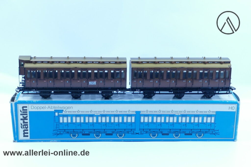 Märklin H0 | 4208 Doppel-Abteilwagen 3.Kl. der K.P.E.V. | 3-Achsiger Personenwagen mit OVP