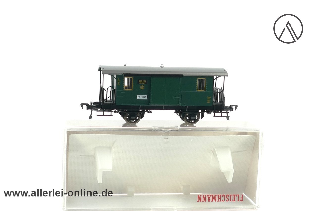 Fleischmann H0 | 5055 Packwagen Gepäckwagen 049 134 der DR im Allerlei Online Shop Fleischmann H0 | 5055 Packwagen Gepäckwagen 049 134 der DR im Allerlei Online Shop