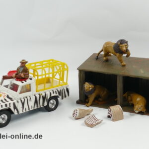 Corgi Toys Land Rover 109 W.B. | Lions Of Longleat | Vintage Corgi Gift Set 8 - Made in GT.Britain