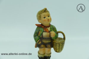 Goebel Hummel-Figur | Dorfbub - Hum 51 2/0 | Village-Boy Hummelfigur