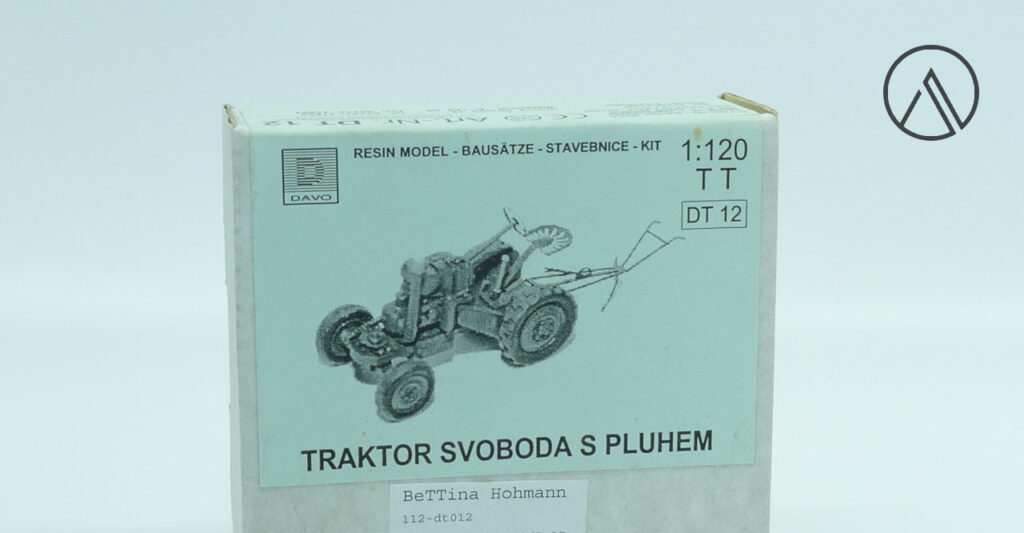 DAVO Traktor mit Pflug | Svoboda DT 12 | Resine Modellbausatz | Spur TT - 1:120 mit OVP