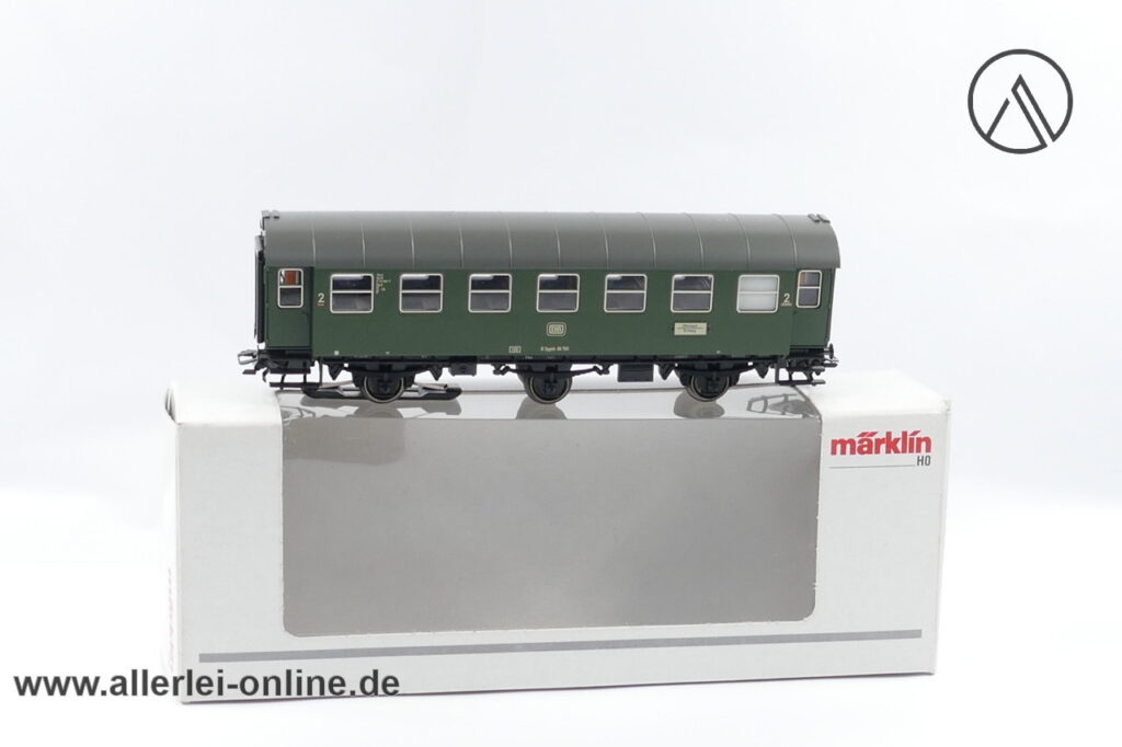 Märklin H0 4318 | B3ygeb Umbauwagen 86 793 der DB | 2.Klasse Personenwagen mit Innenbeleuchtung