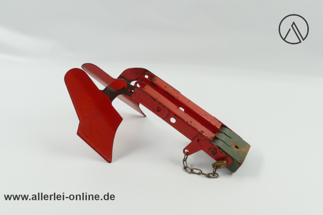 Steiff MB Unimog 411 mit Zubehör Pflug Anbauteilen | Vintage 50-60er Jahre Steiff Holzspielzeug Steiff MB Unimog 411 mit Zubehör Pflug Anbauteilen | Vintage 50-60er Jahre Steiff Holzspielzeug