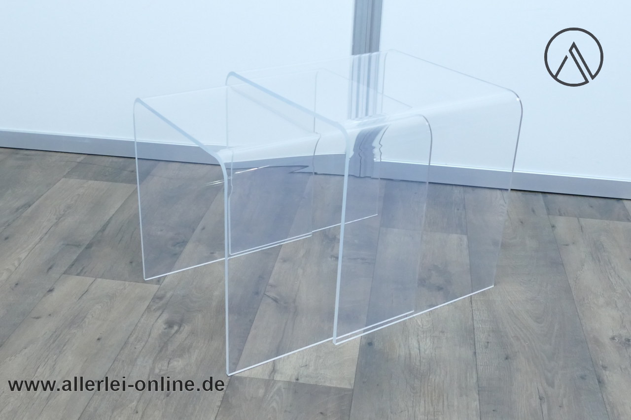 Vintage Plexiglas Satztische | 2-tlg Set Beistelltische | Lucite - Acryl Designklassiker der 70-80er Jahre Vintage Plexiglas Satztische | 2-tlg Set Beistelltische | Lucite - Acryl Designklassiker der 70-80er Jahre
