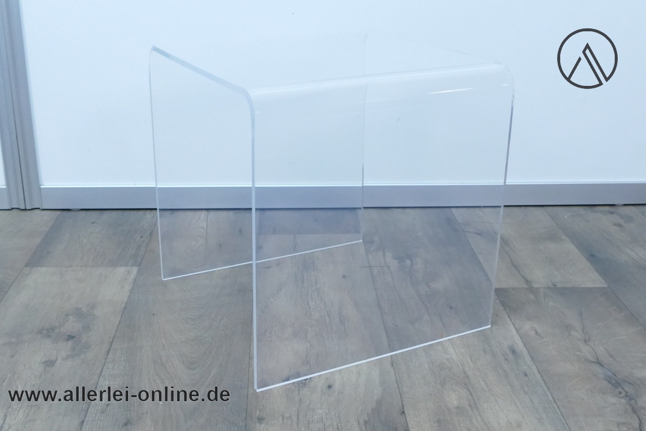 Vintage Acrylglas Satztische | 2-tlg Set Beistelltische | Lucite - Acryl Designklassiker der 70-80er Jahre Vintage Acrylglas Satztische | 2-tlg Set Beistelltische | Lucite - Acryl Designklassiker der 70-80er Jahre
