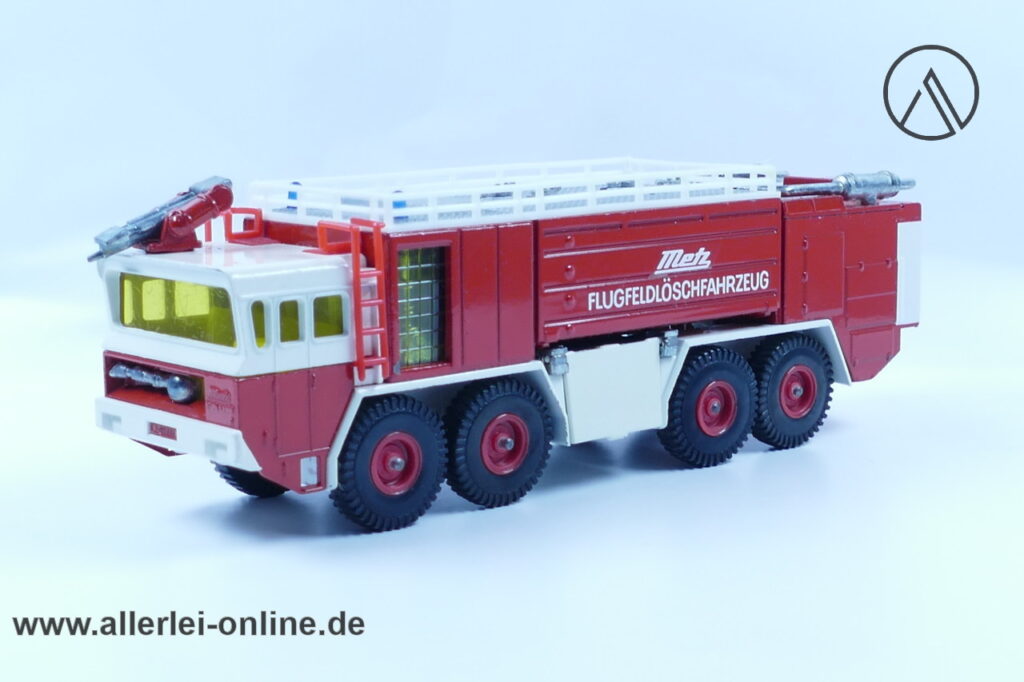 SIKU V332 | Metz Faun Flugfeldlöschfahrzeug | Feuerwehr | Vintage Siku Diecast Airfield Fire Engine