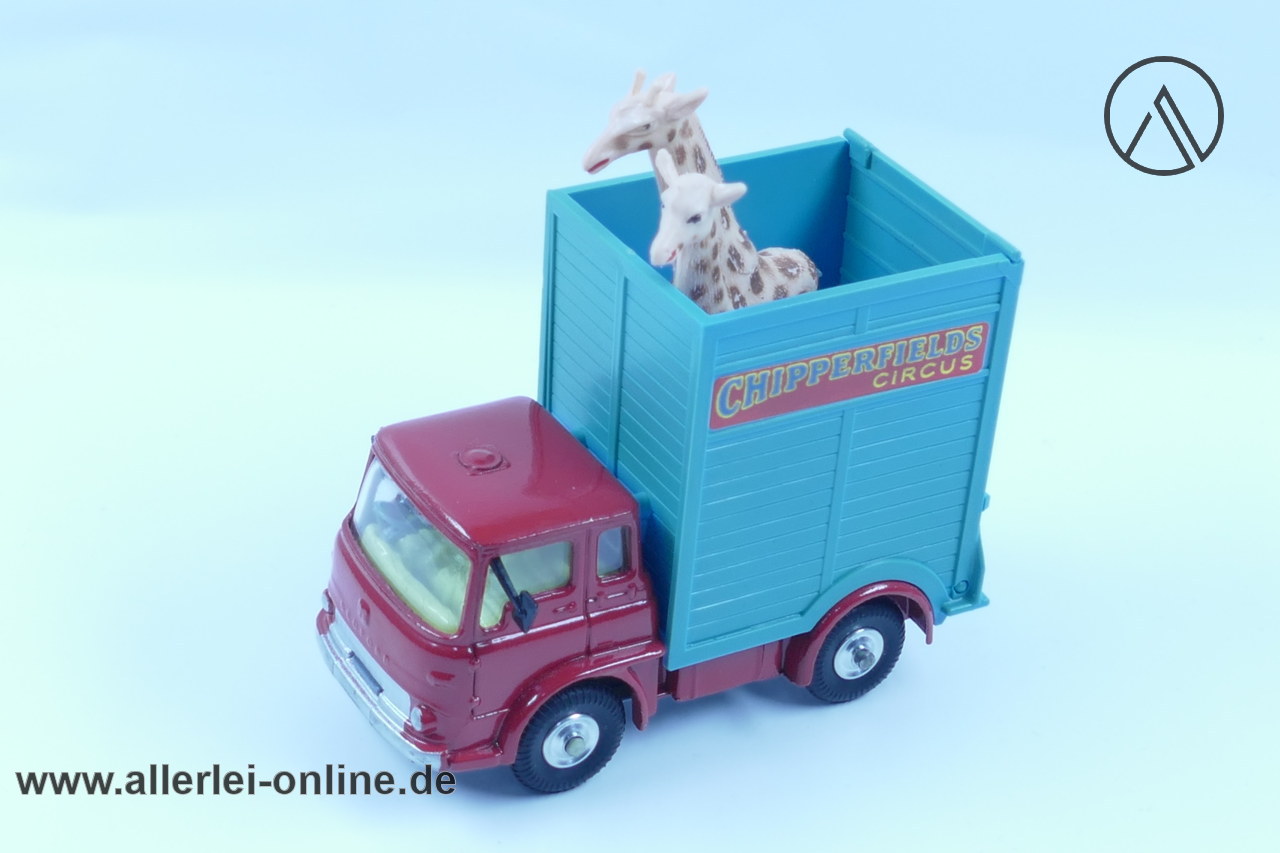 Corgi Toys 503 | Chipperfield Circus Bedford Tractor Giraffe Transport Corgi Toys 503 | Chipperfield Circus Bedford Tractor Giraffe Transport
