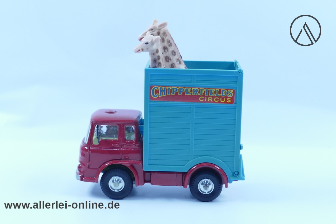Corgi Toys No. 503 | Chipperfield’s Circus Bedford Tractor Giraffen Transporter - Made in GT.Britain Corgi Toys No. 503 | Chipperfield’s Circus Bedford Tractor Giraffen Transporter - Made in GT.Britain