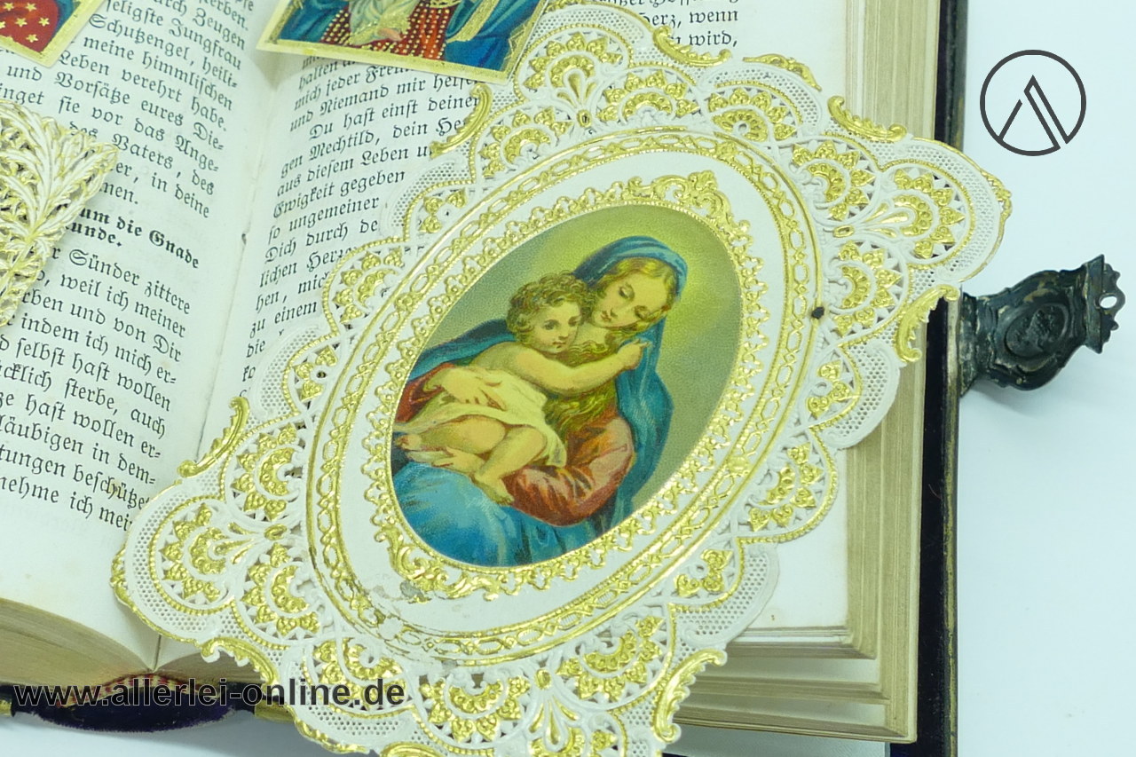 Antik Gebetbuch | Samteinband mit Applikationen Schließe und Andachtsbildchen Maria mit Jesus-Kind Antik Gebetbuch | Samteinband mit Applikationen Schließe und Andachtsbildchen Maria mit Jesus-Kind