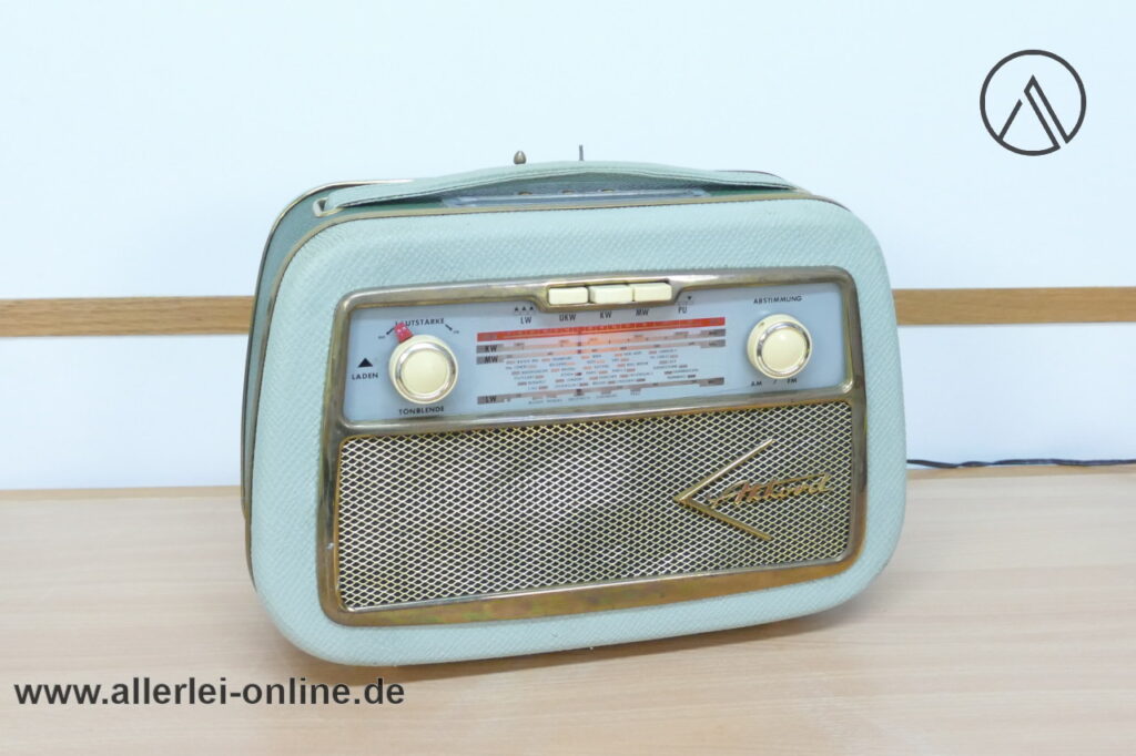 Akkord Pinguin U 58 Radio | Kofferradio | FM, LW, UKW Radio | Vintage 50er Jahre Röhrenradio