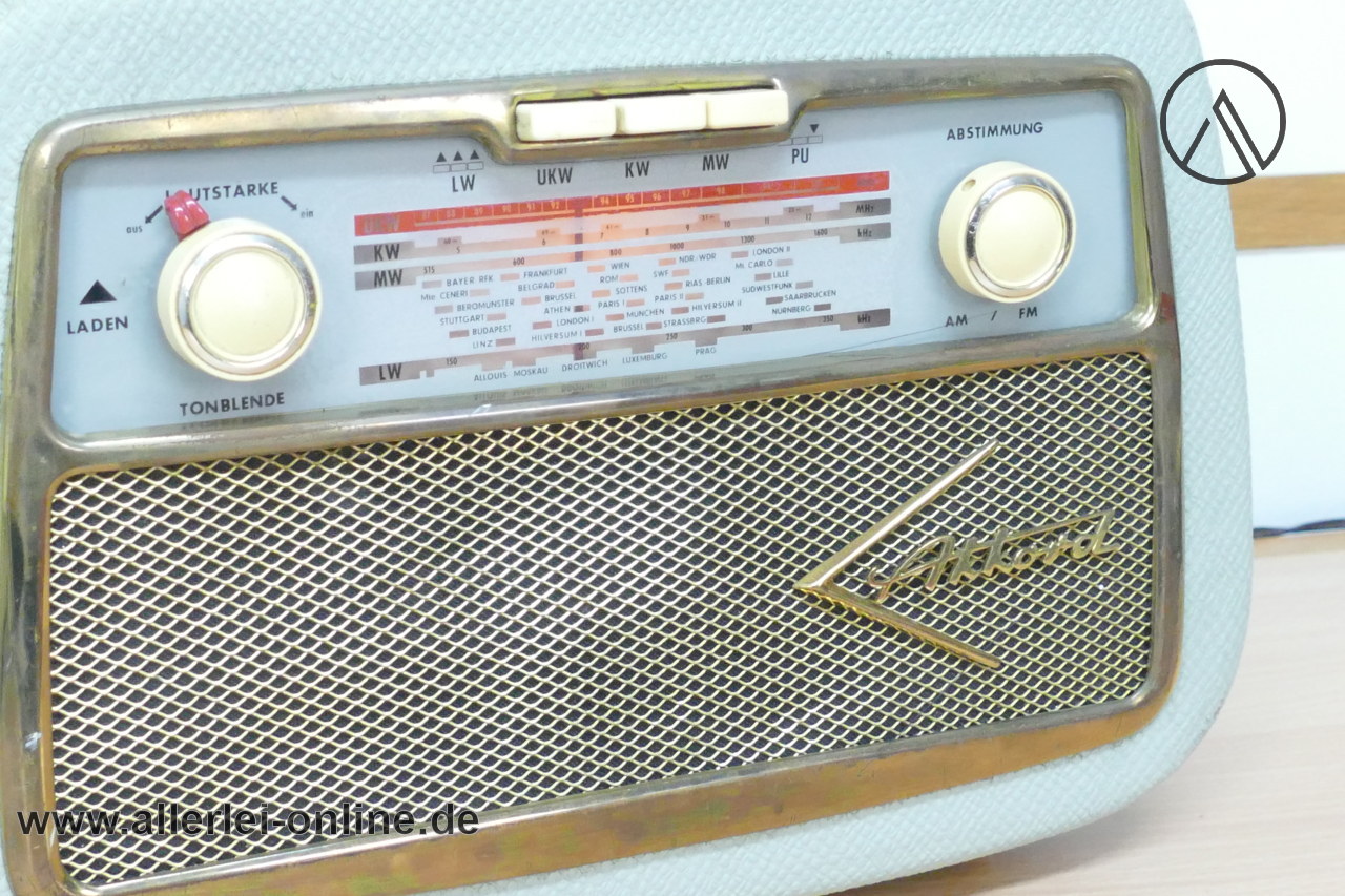 Akkord Pinguin U58 Radio | Kofferradio | FM, LW, UKW Radio | 50er Jahre Röhrenradio Skala Akkord Pinguin U58 Radio | Kofferradio | FM, LW, UKW Radio | 50er Jahre Röhrenradio Skala