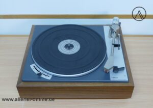 Lenco L77 Plattenspieler mit P77 Tonarm | Vintage 60er Jahre Schallplattenspieler im Allerlei Online Shop