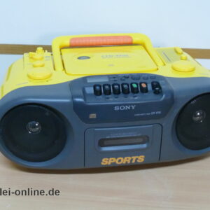 Sony CFD-970 Sports Radio / CD / Cassette Recorder | AM/FM Radio | Vintage Made in Japan Radiorekorder