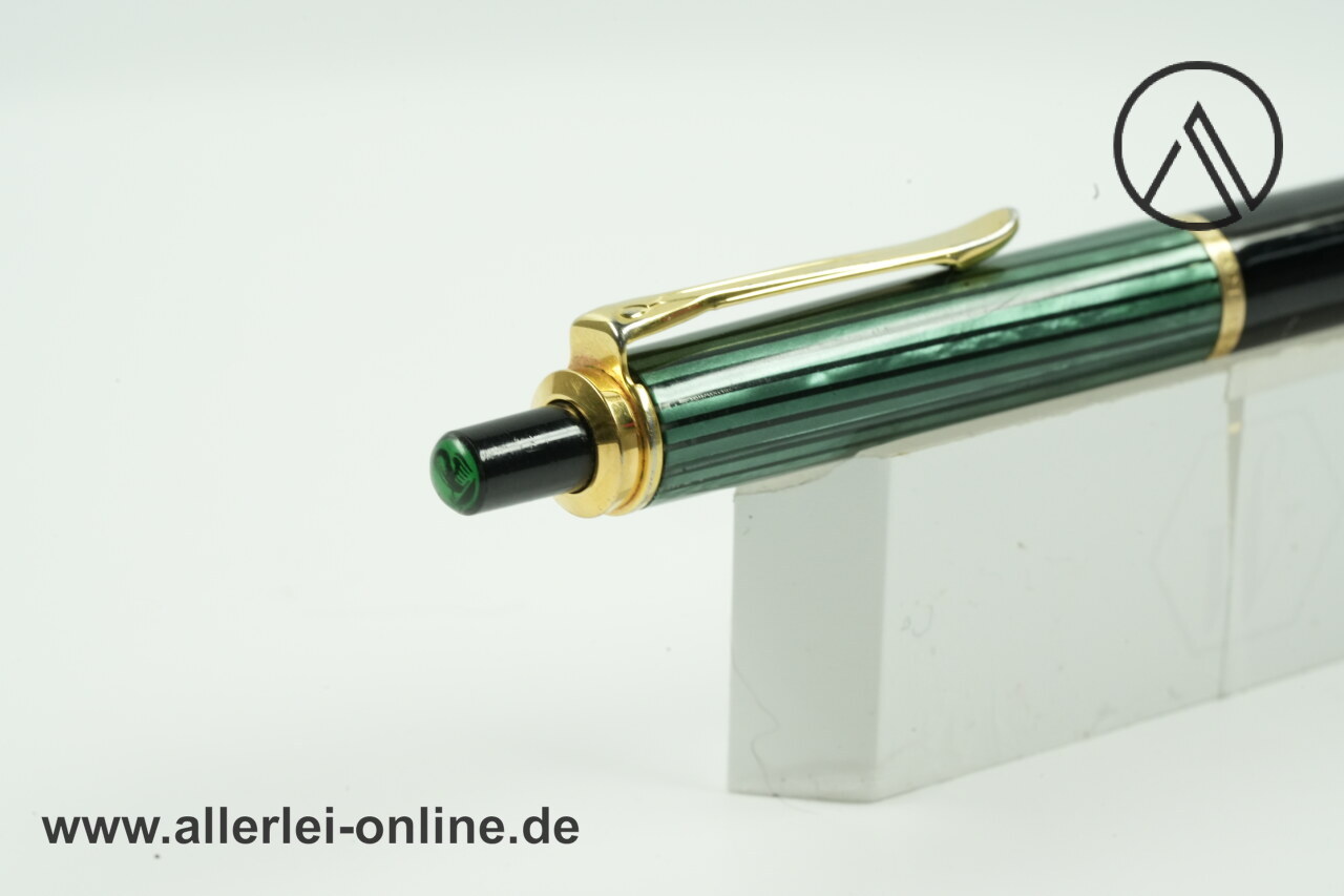 Pelikan K400 Kugelschreiber | Vintage Pelikan Pushbutton Ballpoint Souverän | grün-gestreift Pelikan K400 Kugelschreiber | Vintage Pelikan Pushbutton Ballpoint Souverän | grün-gestreift