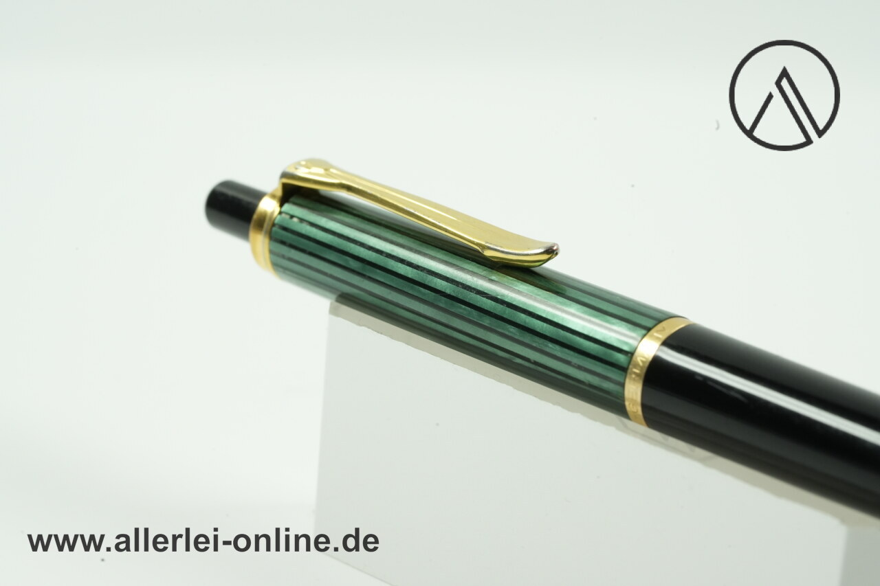 Pelikan K400 Kugelschreiber | Vintage Pelikan Pushbutton Ballpoint Pen Souverän | grün-gestreift Pelikan K400 Kugelschreiber | Vintage Pelikan Pushbutton Ballpoint Pen Souverän | grün-gestreift