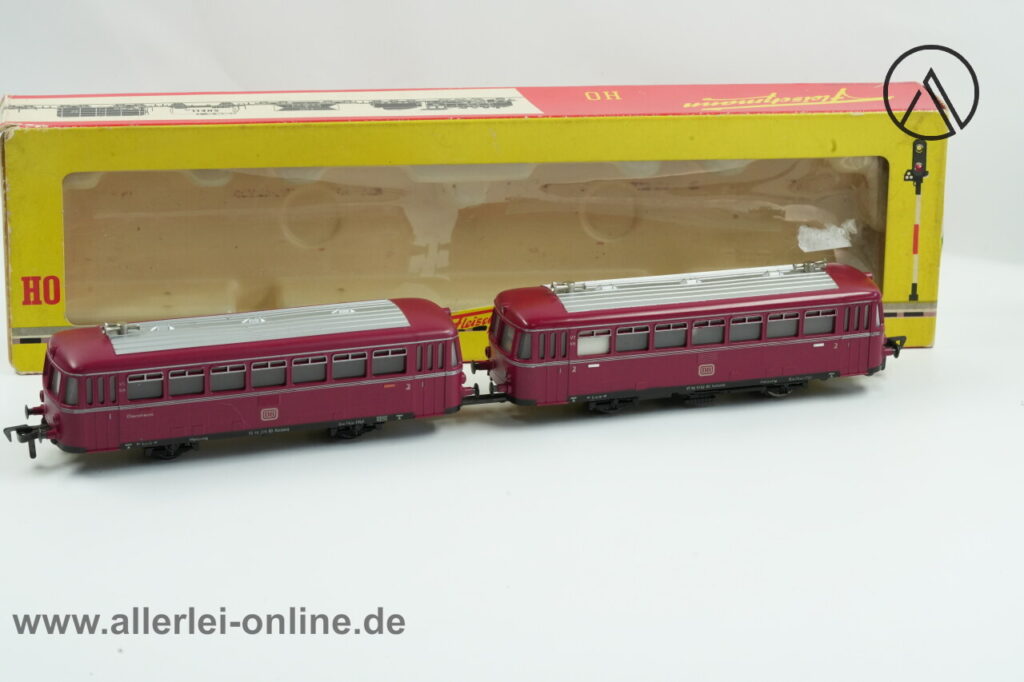 Fleischmann 1372 | H0 Schienenbus mit Beiwagen | Triebwagen VT98 9732 mit Beiwagen VS98 279 der DB