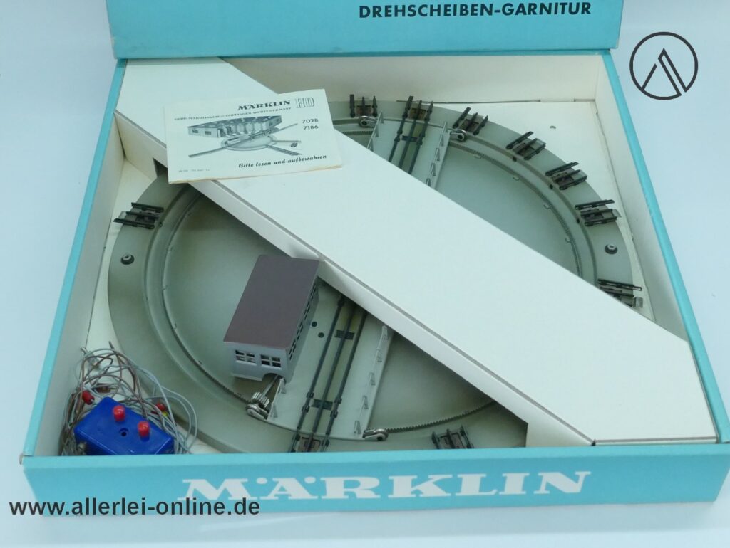 Märklin H0 | 7186 Drehscheibe | 10 Gleisanschlüsse | elektrische Drehbühne mit OVP