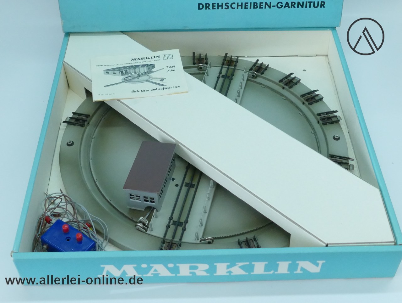 Märklin H0 7186 Drehscheibe 10 Gleisanschlüsse elektrische Drehbühne mit OVP Märklin H0 7186 Drehscheibe 10 Gleisanschlüsse elektrische Drehbühne mit OVP