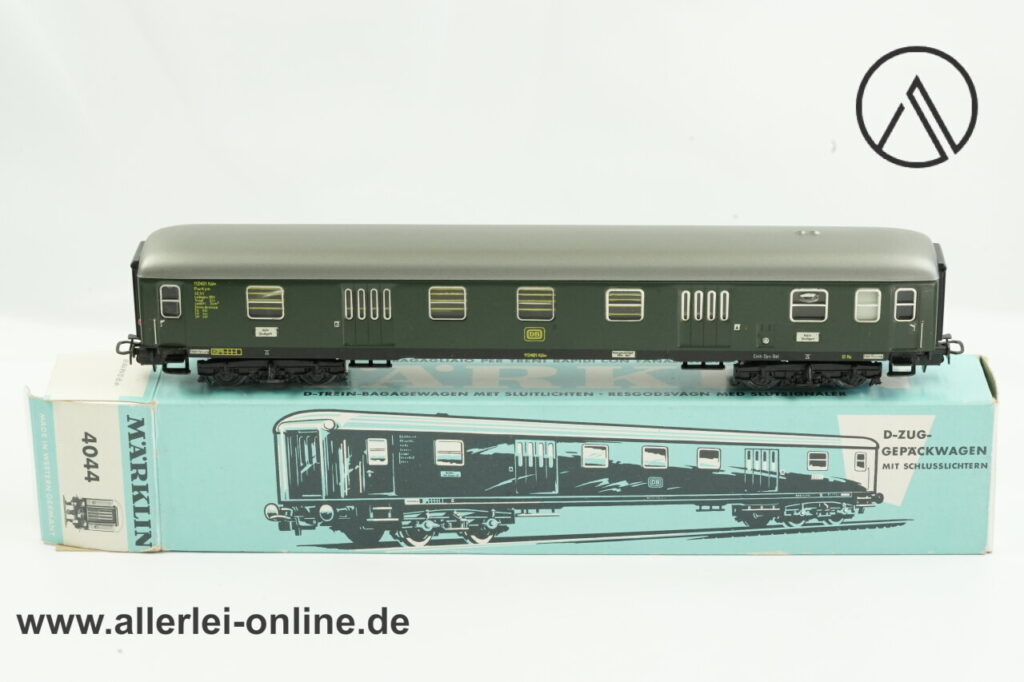 Märklin H0 | Märklin 4044 D-Zug-Gepäckwagen mit Schlusslichtern | Pw4ym Packwagen 112401 Köln