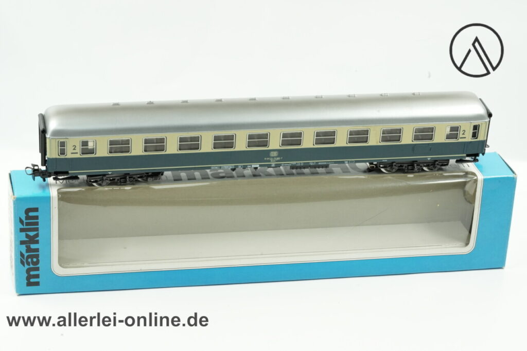 Märklin H0 | Märklin 4092 D-Zug Personenwagen mit Beleuchtung | 2.Klasse Personenwagen der DB