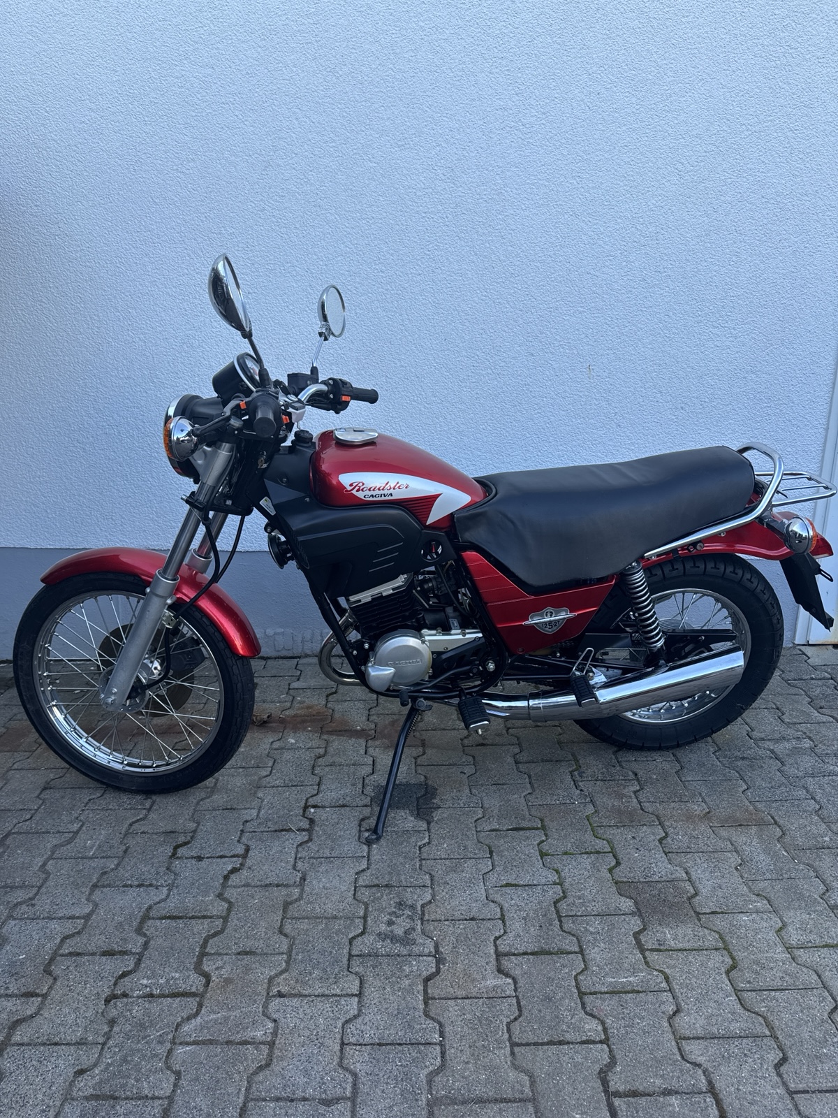 CAGIVA Roadster 125 Motorrad gebraucht kaufen im Allerlei Online Shop CAGIVA Roadster 125 Motorrad gebraucht kaufen im Allerlei Online Shop
