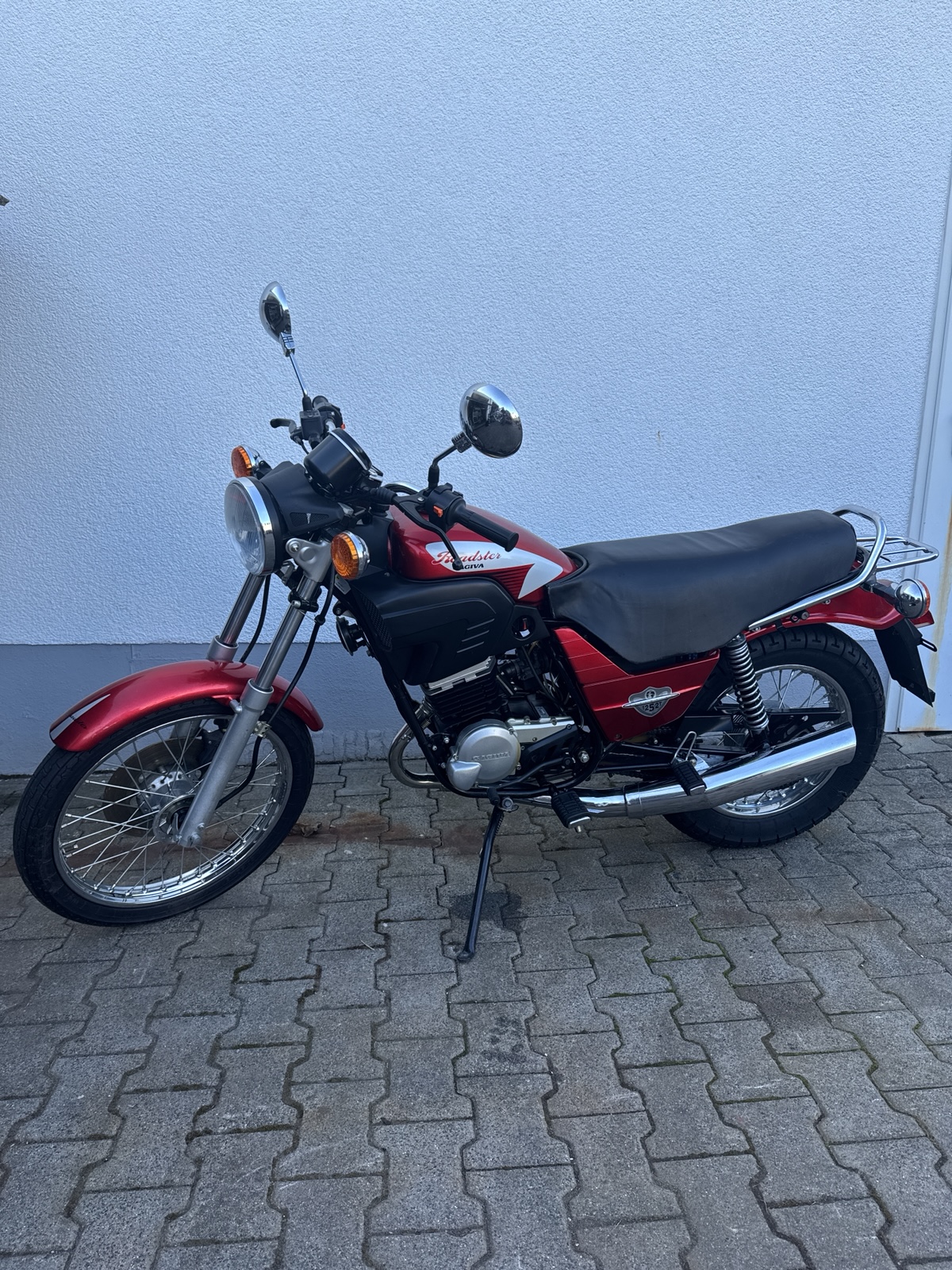 CAGIVA Roadster 125 ccm Motorrad - Leichtkraftrad CAGIVA Roadster 125 ccm Motorrad - Leichtkraftrad