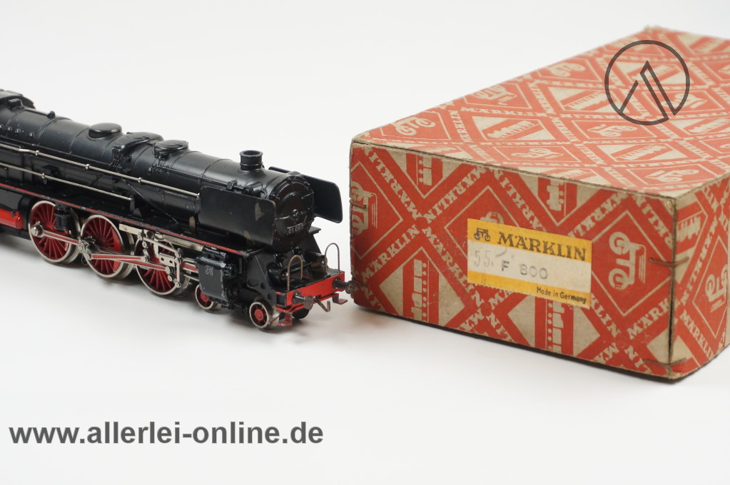Märklin F 800 Dampflokomotive BR 01 097 mit Guss-Nietentender 809 und Originalkarton